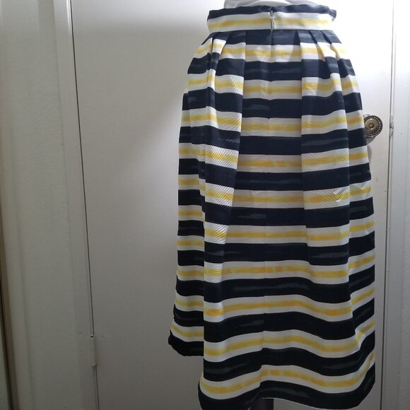 Eva Mendes Flared Skirt, Black & Yellow, size 4 - Picture 3 of 15